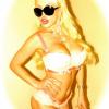 Sexy Blondine mit Schmollmund Angebote escort-independent